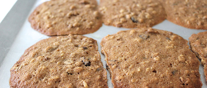 Granola Chocolate Chip Cookies