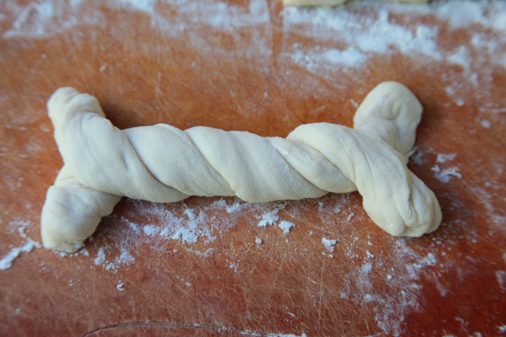 TwistingPretzelBones